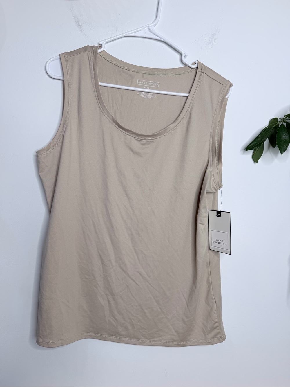NWT Dana Buchman Sleeveless Top Size Large